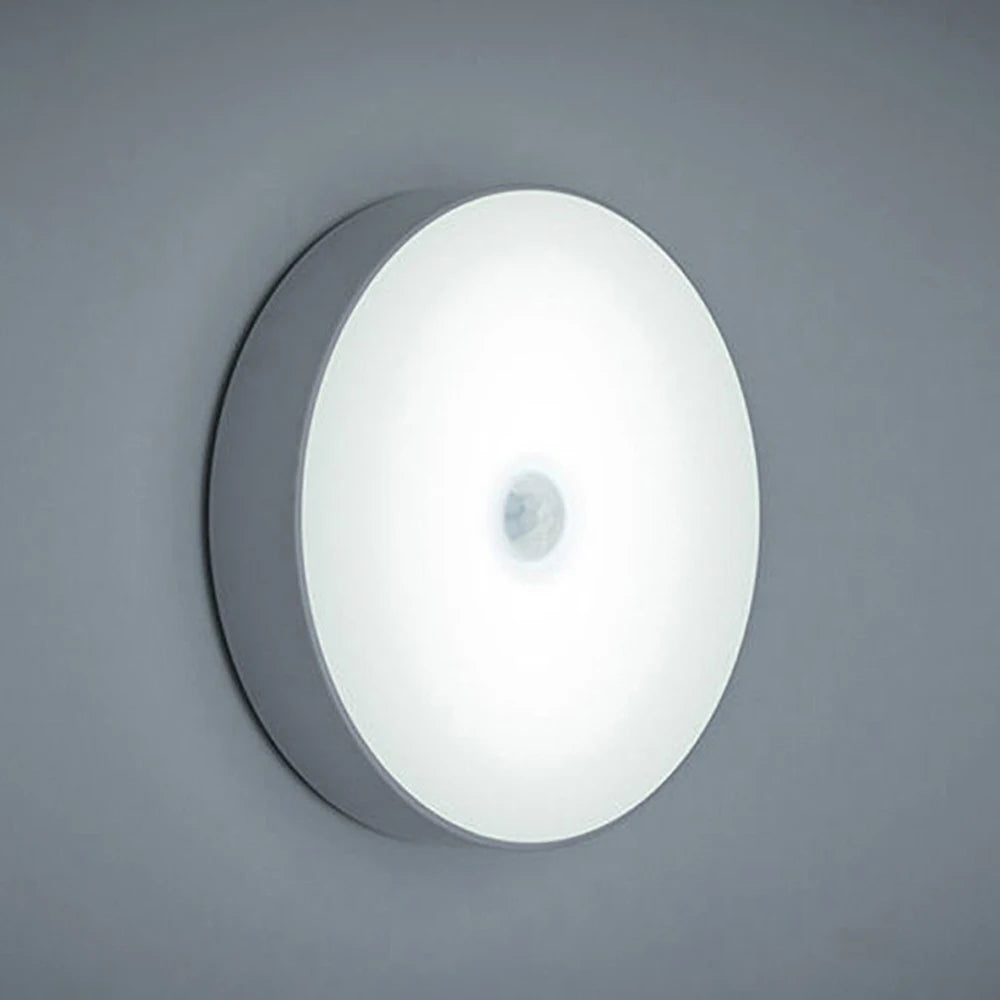 USB Rechargeable LED Night Light - Motion Sensor - Magnetic attachement
